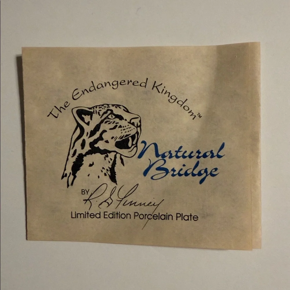 Vintage.FLEETWOOD Collection. Endangered Kingdom. NATURAL BRIDGE. A 746.